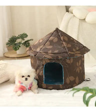 Load image into Gallery viewer, Outdoor Waterproof Cat House - Insulated, Weatherproof, Warm Shelter for Cats, Ideal for Winter Protection, Size: M 40*41cm